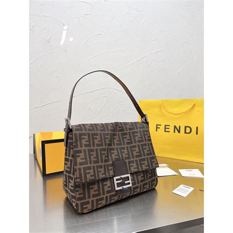 fendi anna bag review|fendi baguette nasa.